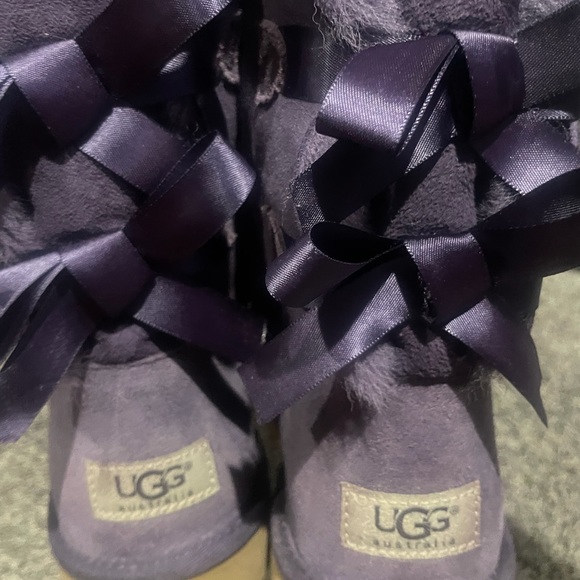 Girls purple Bailey Bow UGGs size US 5 - Picture 10 of 14